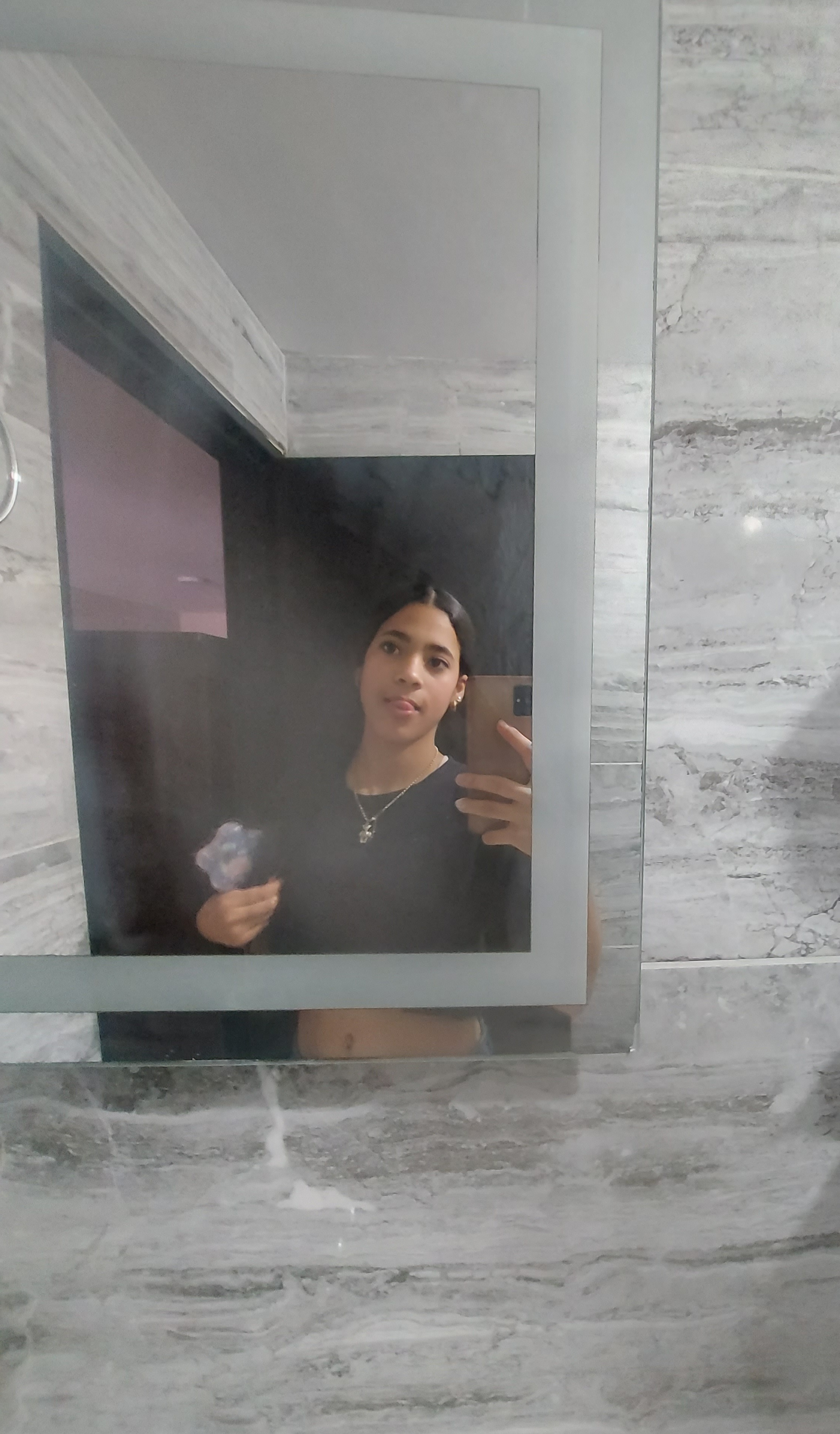 isabellaagudeloavilez1810@gmail.com banner