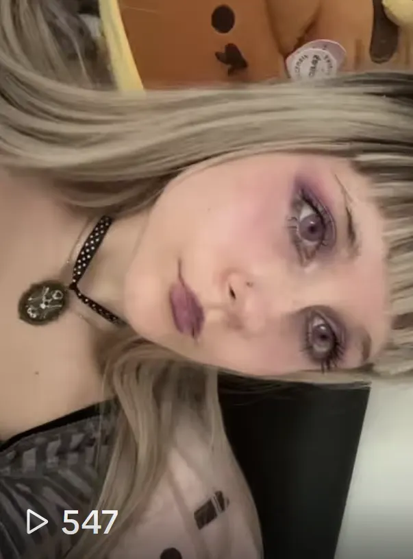 eyevos pink star contact lenses ♡